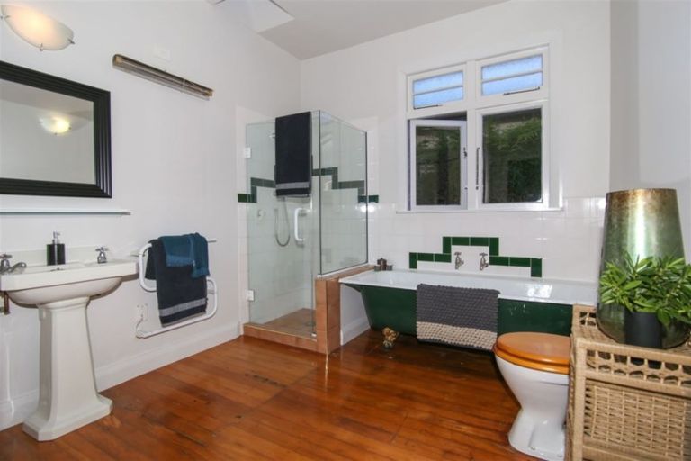 Photo of property in 27 Riverside, Nelson, 7010