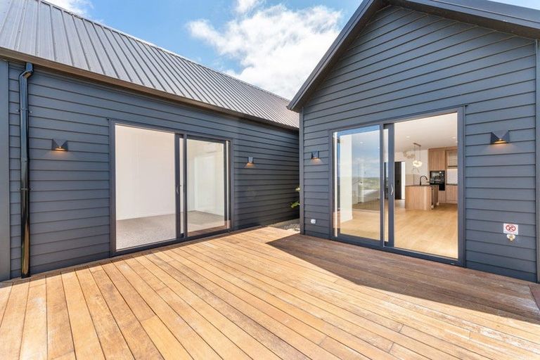 Photo of property in 6 Ngarara Court, Warkworth, 0985