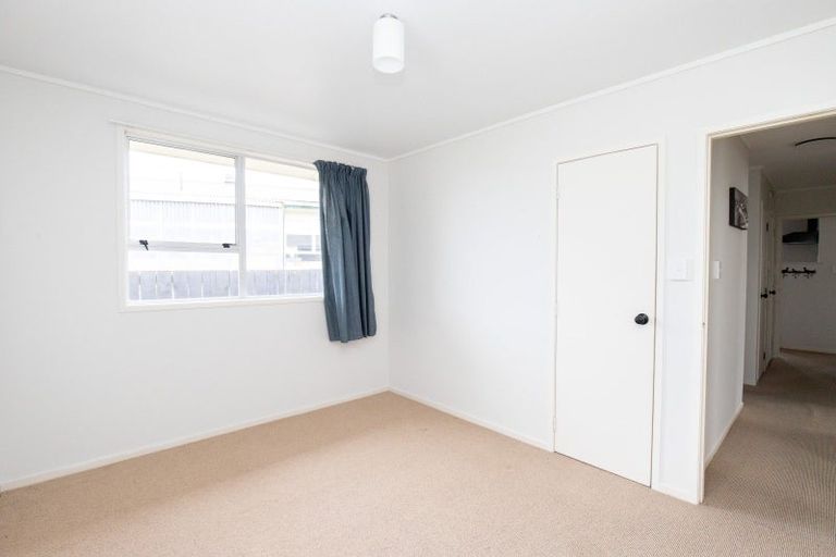 Photo of property in 32 Mahana Road, Ngatea, 3503