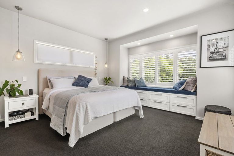 Photo of property in 24 Muritai Road, Milford, Auckland, 0620