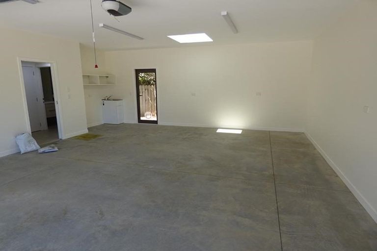 Photo of property in 22 Pohutukawa Road, Whenuapai, Auckland, 0618