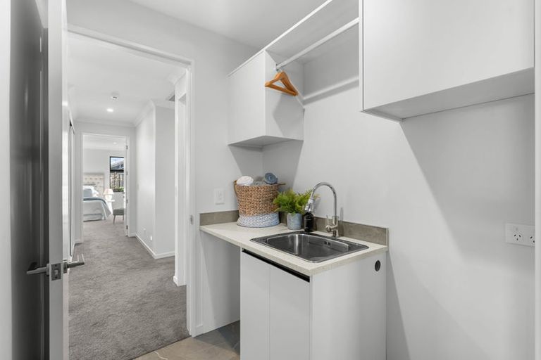 Photo of property in 32 Longcot Drive, Rolleston, 7615