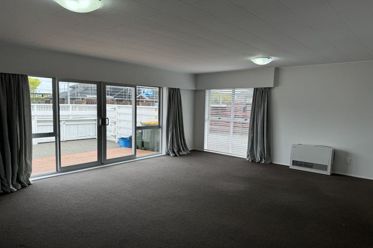 Photo of property in 1/637 High Street, Boulcott, Lower Hutt, 5010