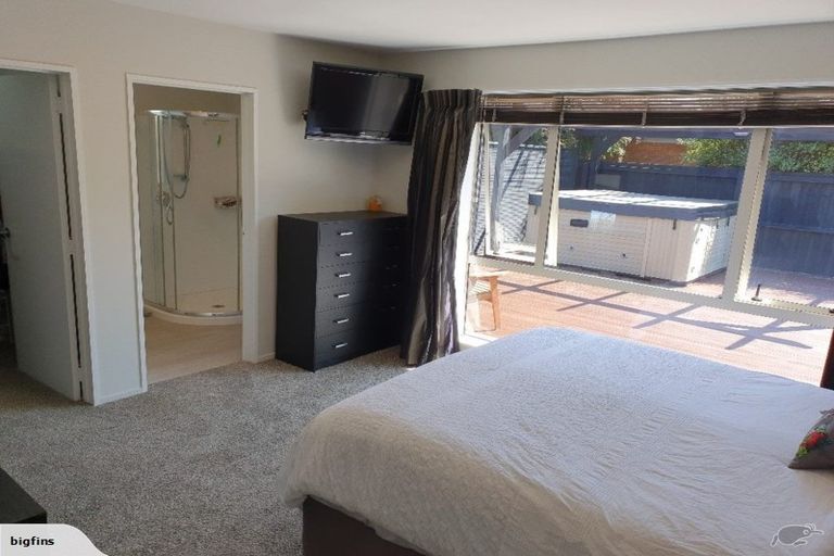 Photo of property in 76 Blue Gum Place, New Brighton, Christchurch, 8083