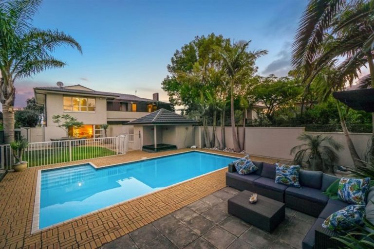 Photo of property in 5 Norwood Road, Bayswater, Auckland, 0622