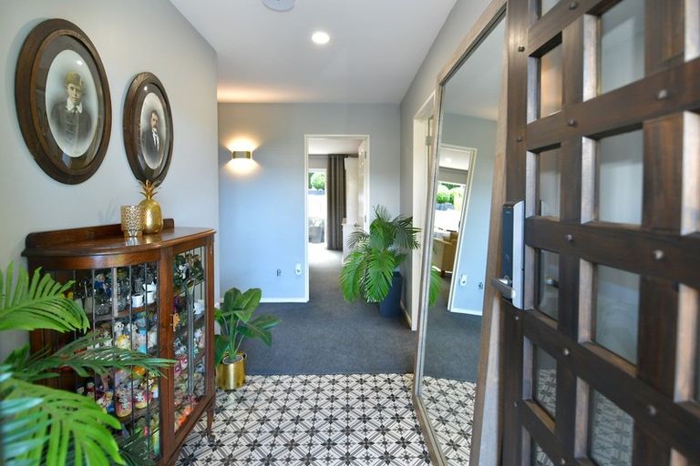 Photo of property in 6 Blue Heron Rise, Stanmore Bay, Whangaparaoa, 0932