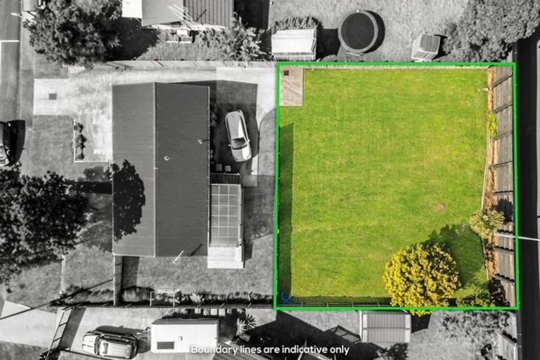 Photo of property in 37a Oreil Avenue, West Harbour, Auckland, 0618