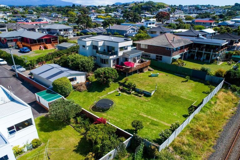 Photo of property in 10a Whiteley Street, Moturoa, New Plymouth, 4310