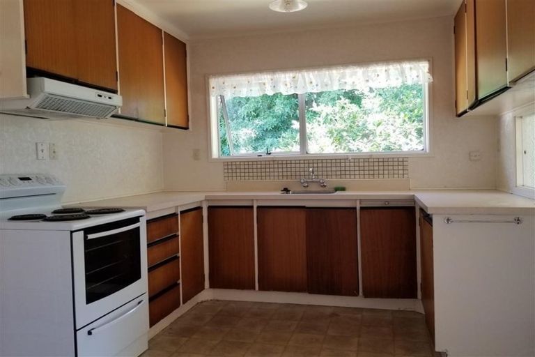 Photo of property in 2/43 Galvan Avenue, Sunnyhills, Auckland, 2010