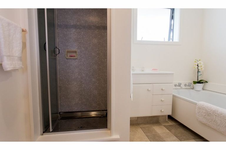 Photo of property in 1/14a Millhill Lane, Huntsbury, Christchurch, 8022