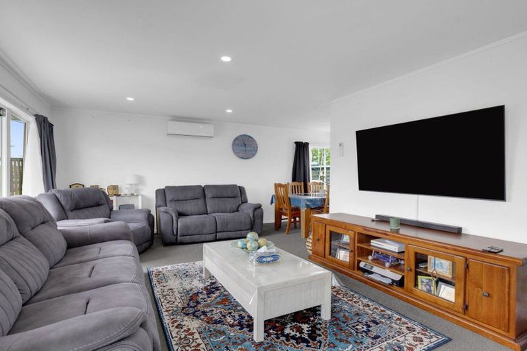 Photo of property in 33 Hyde Avenue, Nawton, Hamilton, 3200