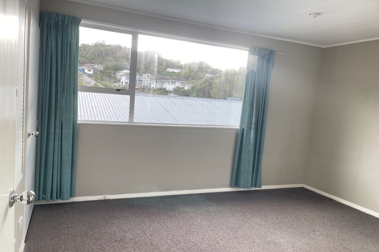 Photo of property in 23 Allington Road, Karori, Wellington, 6012