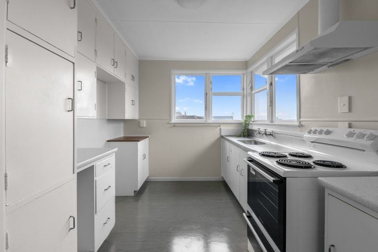 Photo of property in 54 Thomas Crescent, Western Heights, Rotorua, 3015