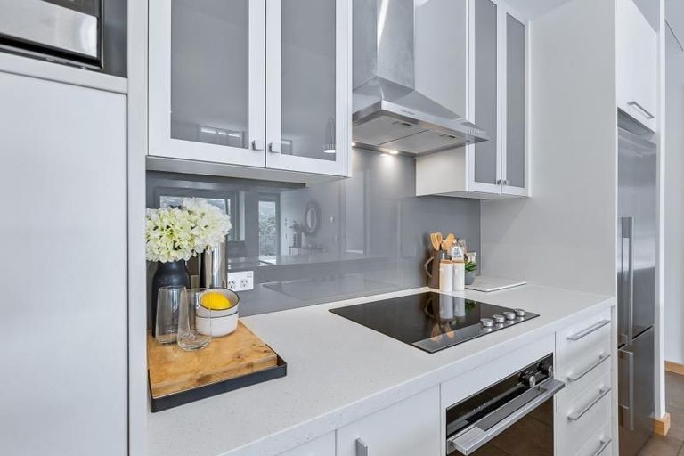 Photo of property in Urbis Apartments, 5/5 Raroa Road, Hutt Central, Lower Hutt, 5010