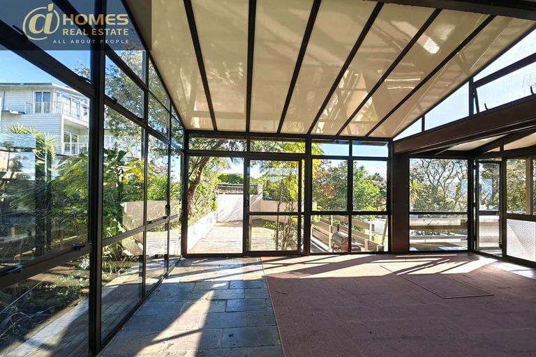 Photo of property in 7 Galaxy Drive, Mairangi Bay, Auckland, 0630