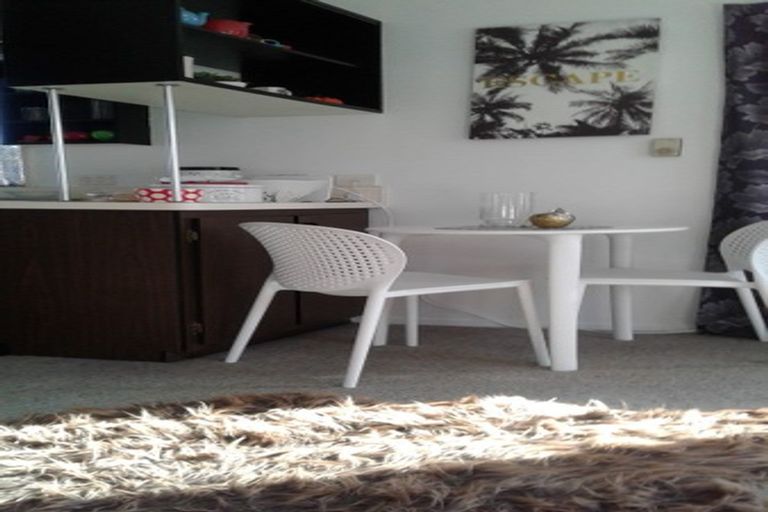 Photo of property in 66b Main North Road, Woodend, 7610