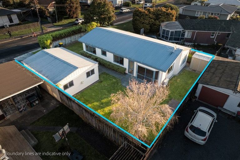 Photo of property in 56 Fernaig Street, Papakura, 2110