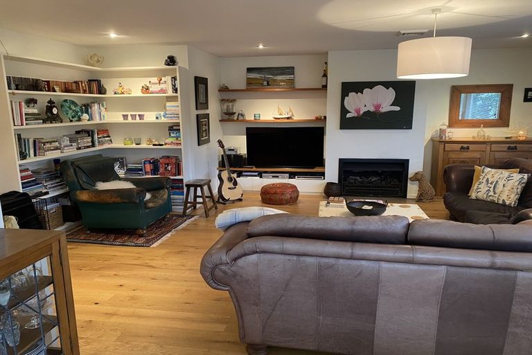 Photo of property in 122 Waimairi Road, Ilam, Christchurch, 8041