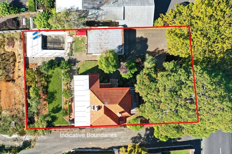 Photo of property in 82 Lake Crescent, Hamilton Lake, Hamilton, 3204