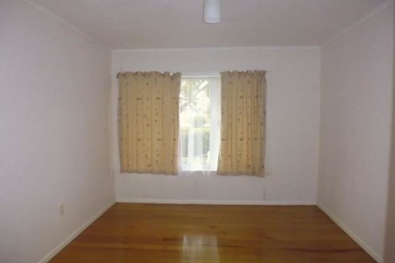 Photo of property in 1/15 Elizabeth Street, Papakura, 2110