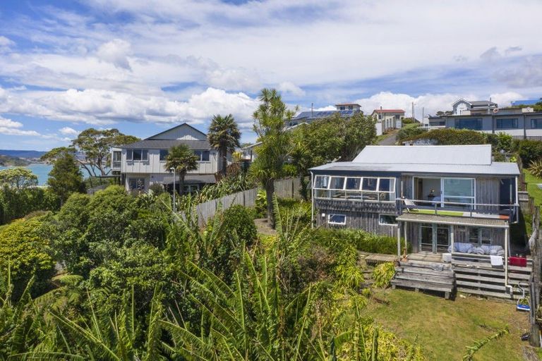 Photo of property in 77 Wallis Street, Raglan, 3225