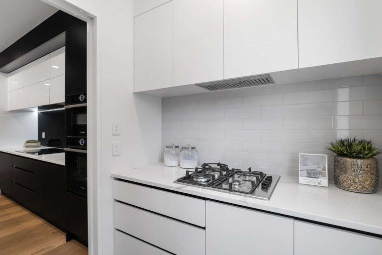 Photo of property in 10 Kotuitui Drive, Wainui, 0992