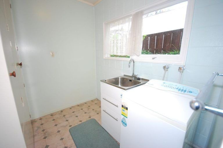 Photo of property in 19 Maxwelton Drive, Mairangi Bay, Auckland, 0630