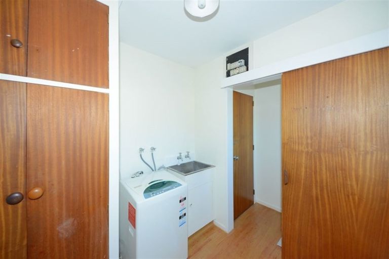 Photo of property in 70 Cutts Road, Russley, Christchurch, 8042