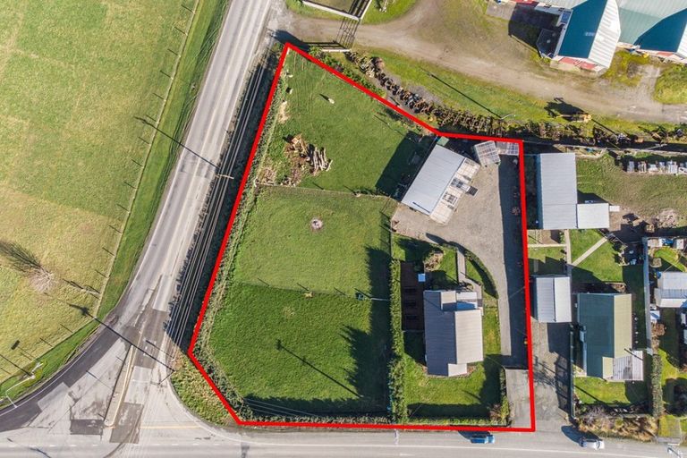 Photo of property in 2640 Dipton Winton Highway, Winton, 9782