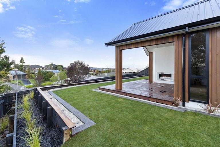 Photo of property in 26 Purser Crescent, Flagstaff, Hamilton, 3210