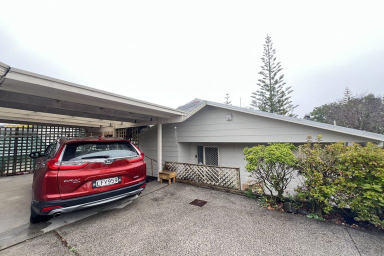 Photo of property in 2/260 Sunset Road, Windsor Park, Auckland, 0632