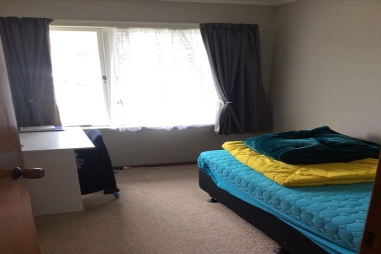 Photo of property in 15 Becroft Drive, Forrest Hill, Auckland, 0620