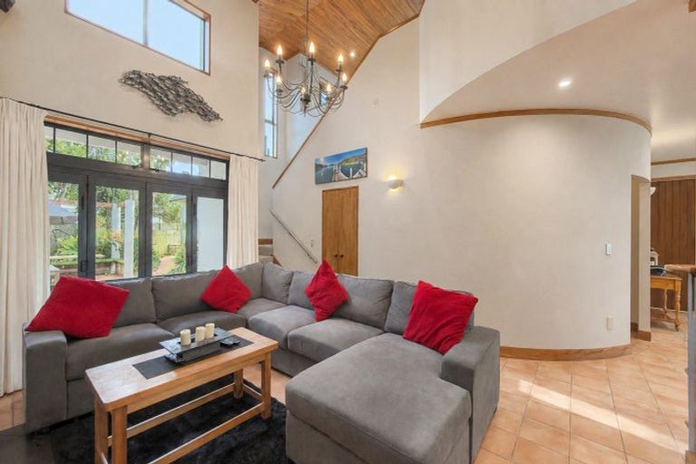 Photo of property in 103 Mako Road, Whangamata, 3620