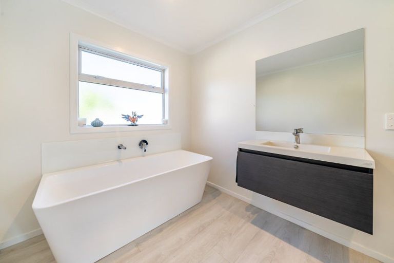 Photo of property in 22 Ruahine Street, Trentham, Upper Hutt, 5018