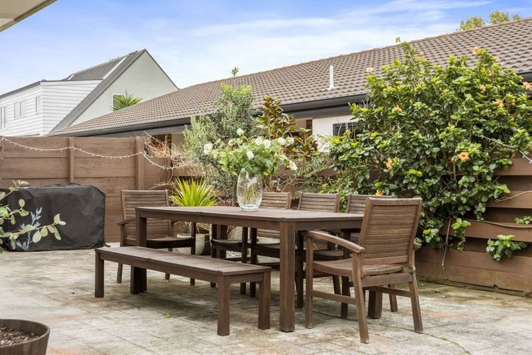 Photo of property in 16a Ngamotu Place, Mount Maunganui, 3116