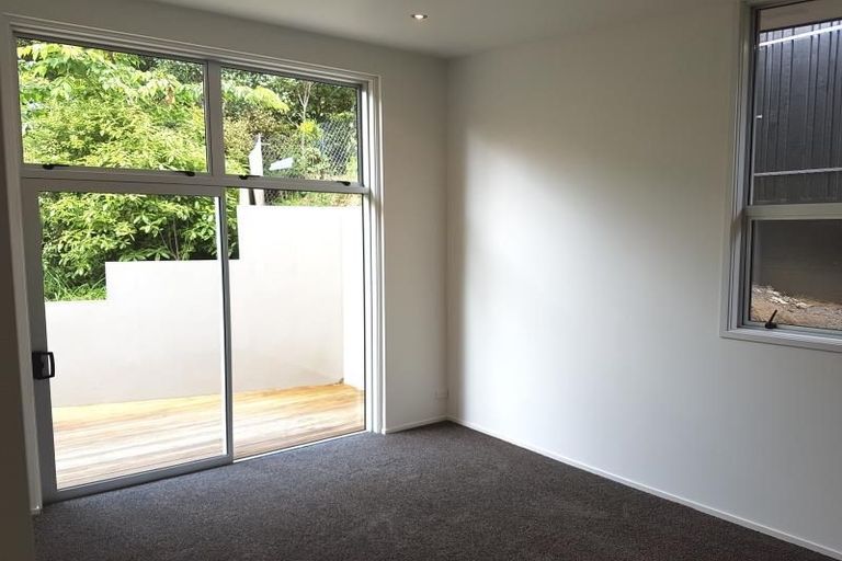 Photo of property in 58c Pekanga Road, Normandale, Lower Hutt, 5010