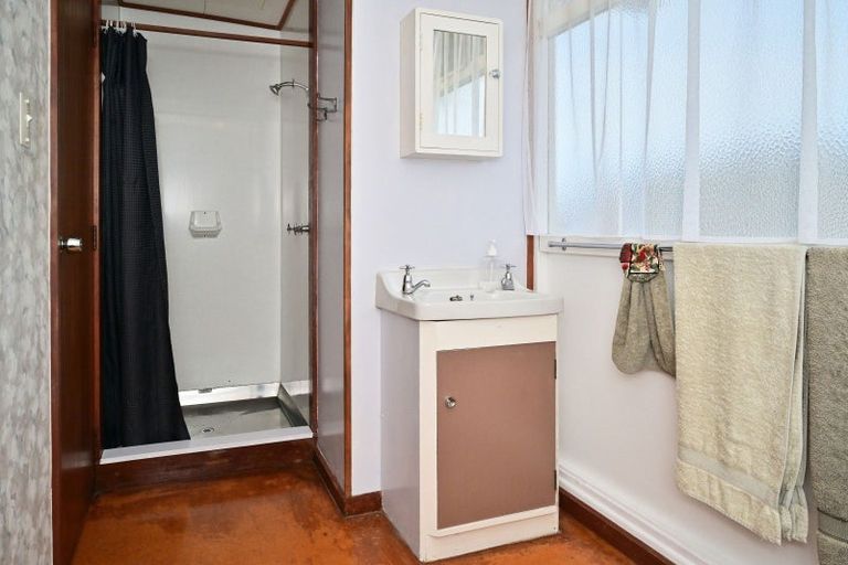 Photo of property in 8d Koura Crescent, Mahia, 4198