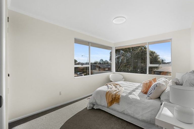 Photo of property in 52 Gladson Avenue, Sockburn, Christchurch, 8042