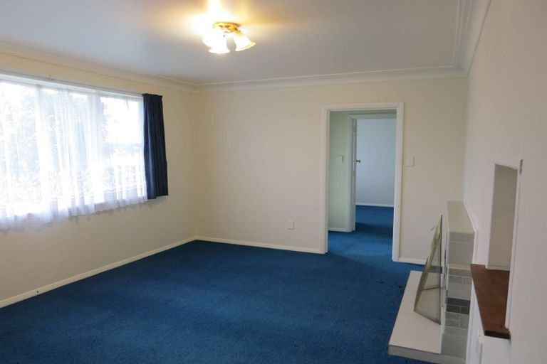 Photo of property in 19 Fisher Crescent, Otara, Auckland, 2023