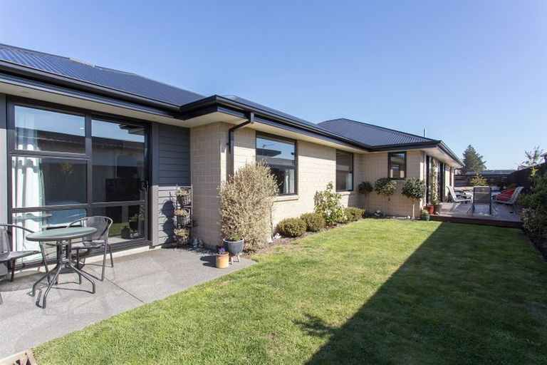 Photo of property in 6 Lambies Street, Marshland, Christchurch, 8083