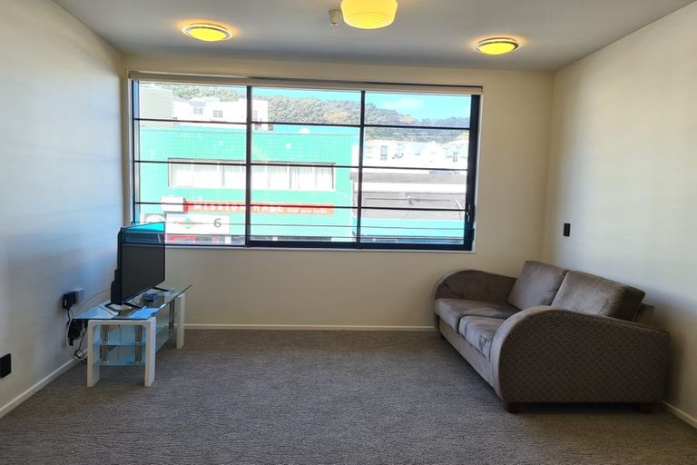 Photo of property in 306/3 Roxburgh Street, Mount Victoria, Wellington, 6011