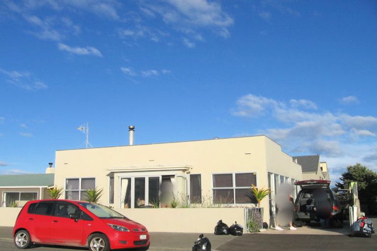 Photo of property in 73 The Esplanade, Westshore, Napier, 4110