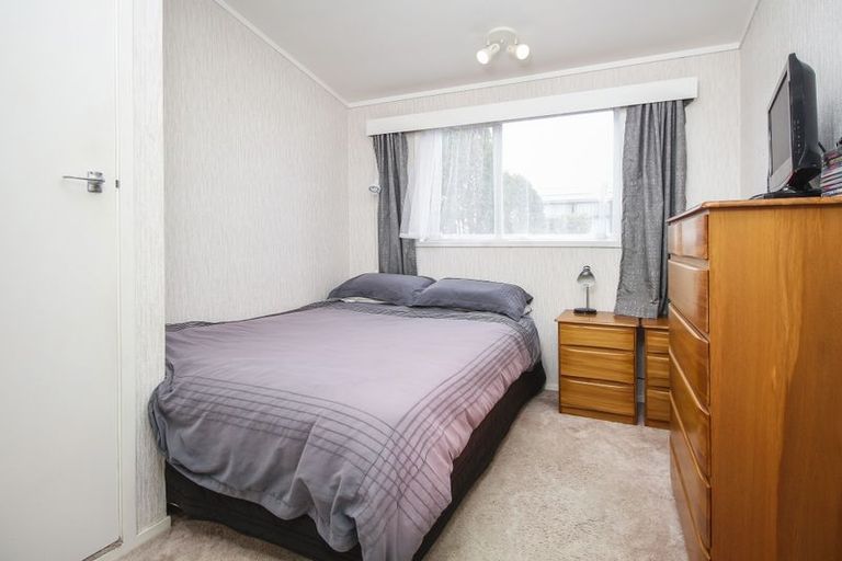 Photo of property in 21 Realm Place, Massey, Auckland, 0614