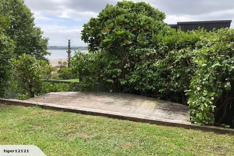 Photo of property in 2/61 Beresford Street, Bayswater, Auckland, 0622