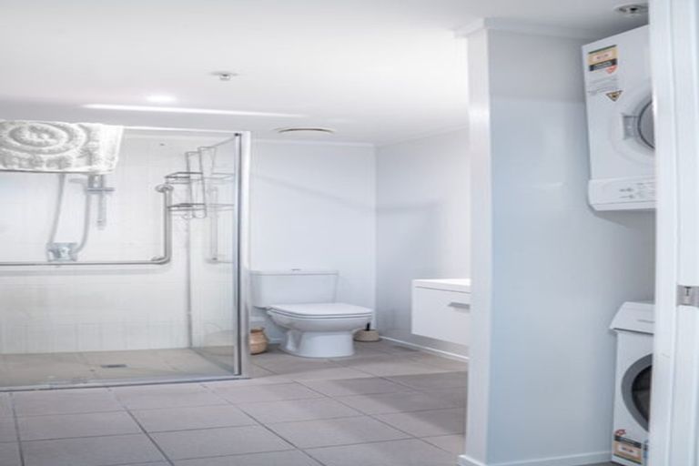 Photo of property in Atlas Apartments, 7/49 Maunganui Road, Mount Maunganui, 3116