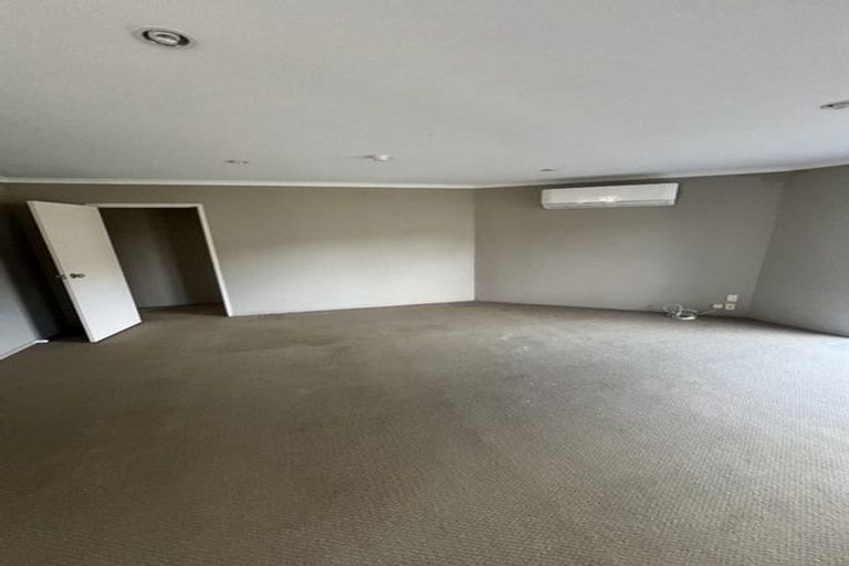 Photo of property in 7 Whitford Place, Rototuna North, Hamilton, 3210