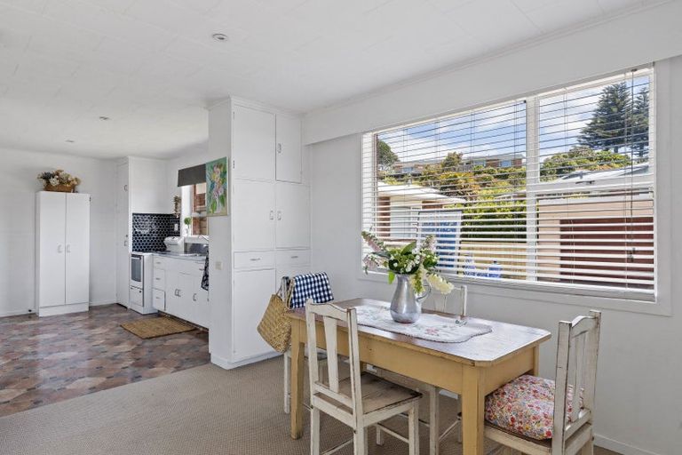 Photo of property in 2/13 Nugent Street, Bell Block, New Plymouth, 4312