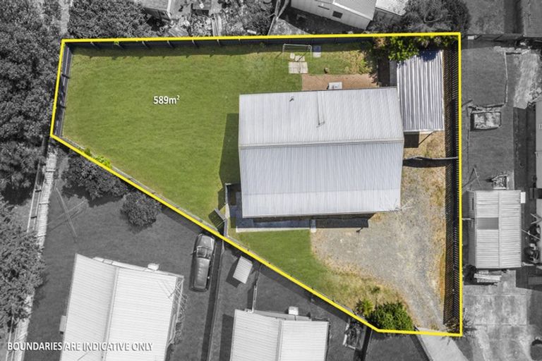 Photo of property in 4 Inca Place, Red Hill, Papakura, 2110