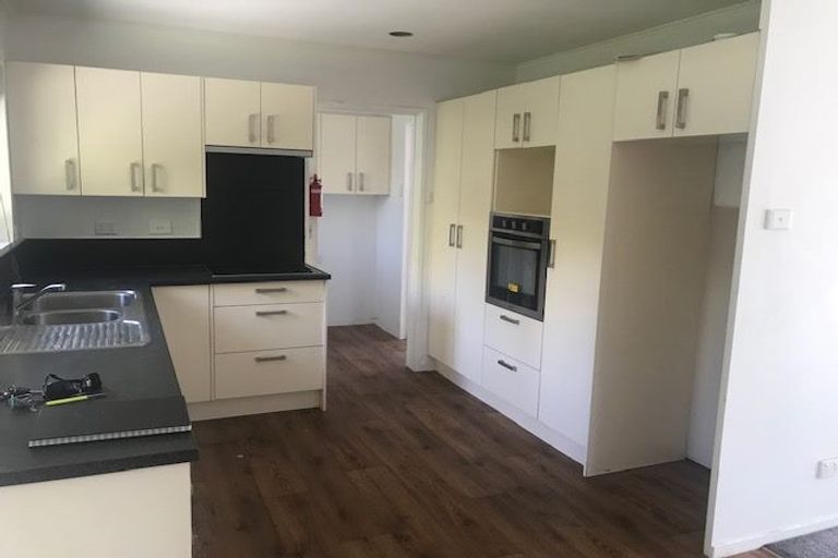 Photo of property in 2/20 Bowling Road, Greenmeadows, Napier, 4112