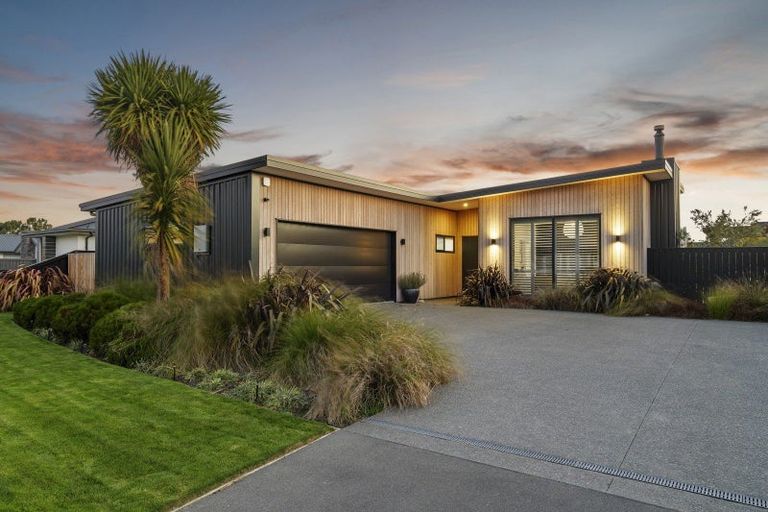 Photo of property in 12 Ardrossan Way, Tai Tapu, 7672